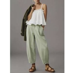 Pilcro Anthropologie Sage Green Tapered Pleated Pants  Lagenlook Boho Size 29